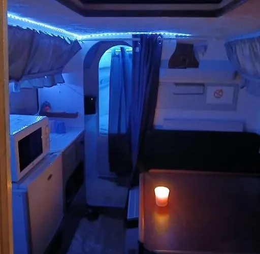 Nuit Insolite Sur Un Voilier Botel Saint-Cyprien (Pyrenees-Orientales)