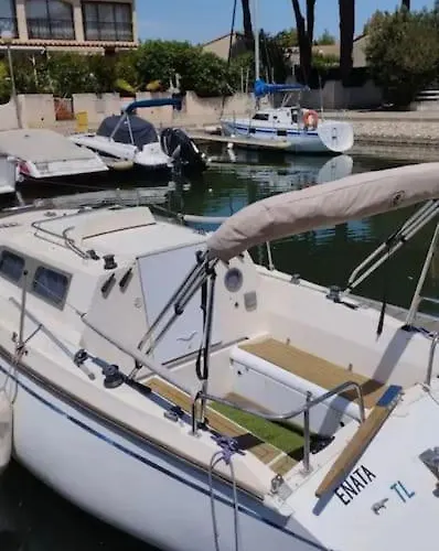 Nuit Insolite Sur Un Voilier Saint-Cyprien (Pyrenees-Orientales)